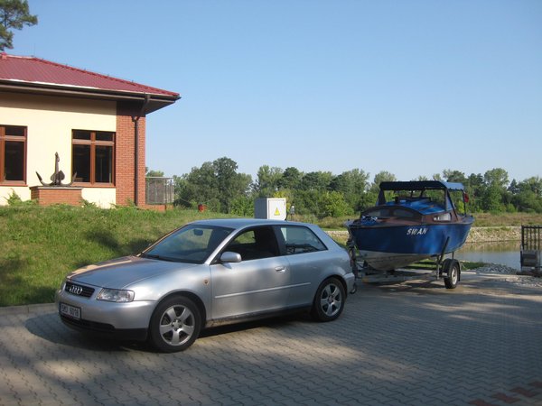 naše souprava v marině.jpg