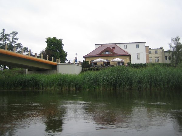 hospůdka na pravém břehu.jpg